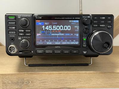 Second Hand Icom IC-9700 Dual Band VHF UHF Transceiver � Radioworld UK