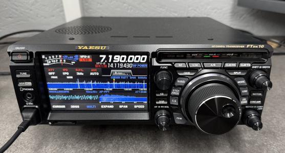 FTDX10 � M0AWS Amateur Radio